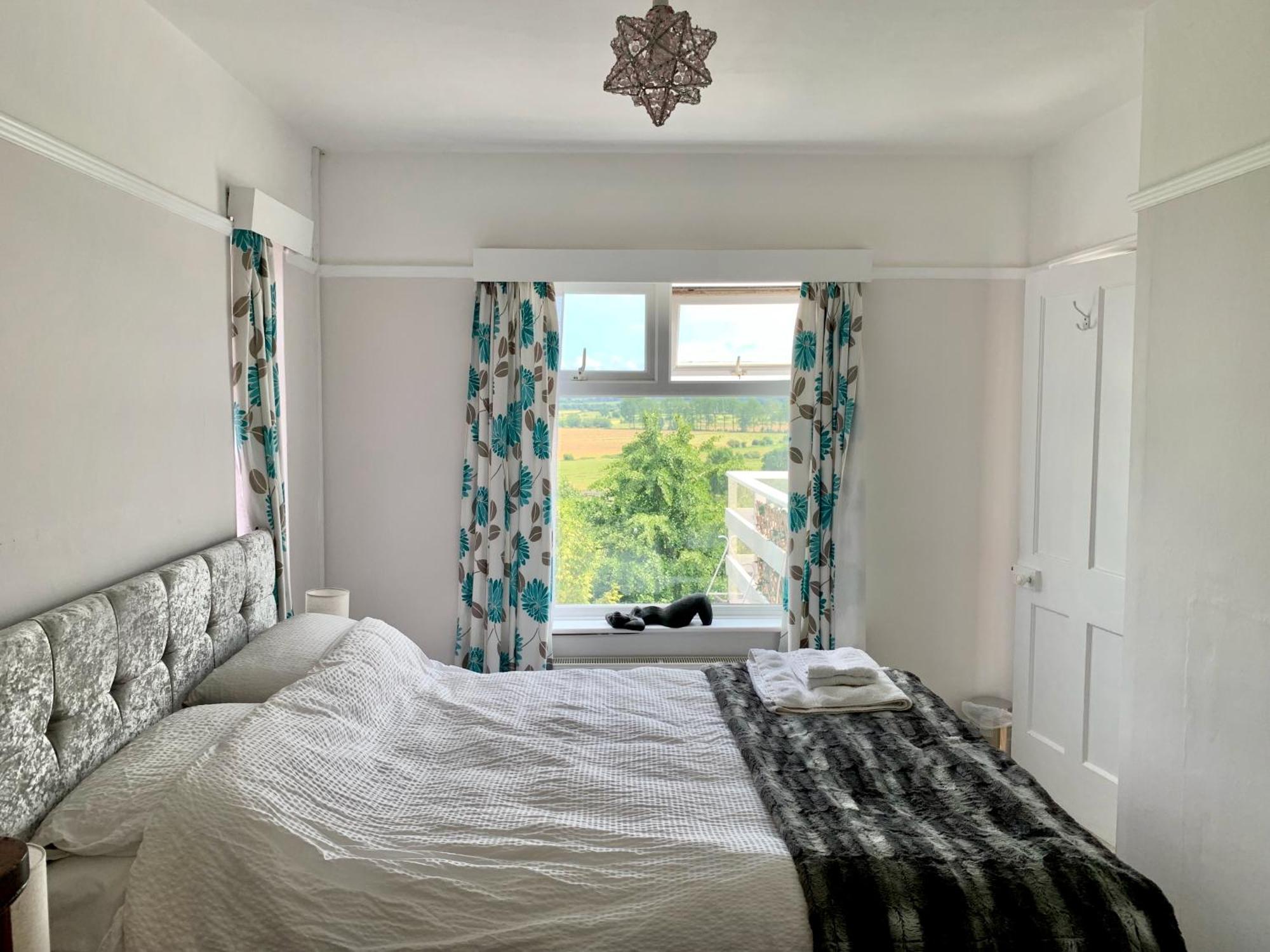 Appartement Magic Of Avalon à Glastonbury Extérieur photo